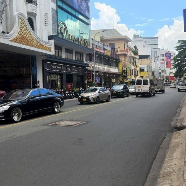 Bán toà nhà 78 Út Tịch, P. Tân Sơn Nhất, Quận Tân Bình