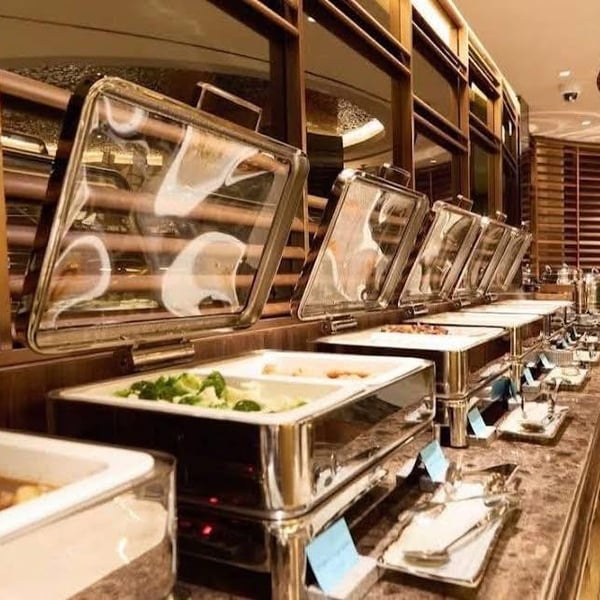 Bán khách sạn 11A-11B Thi Sách, P. Sài Gòn, Quận 1