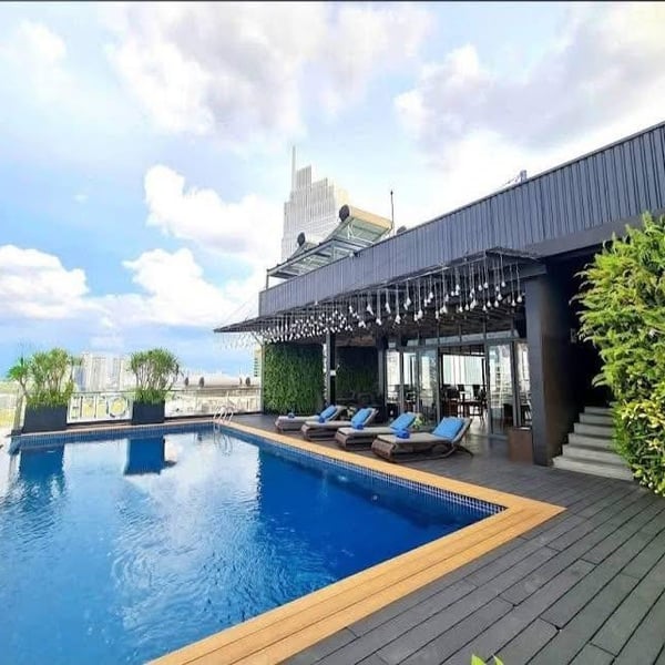 Bán khách sạn 11A-11B Thi Sách, P. Sài Gòn, Quận 1