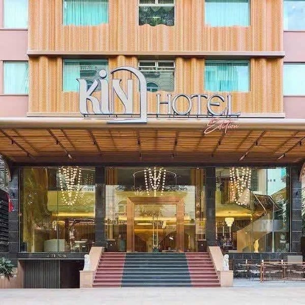 Bán khách sạn 11A-11B Thi Sách, P. Sài Gòn, Quận 1