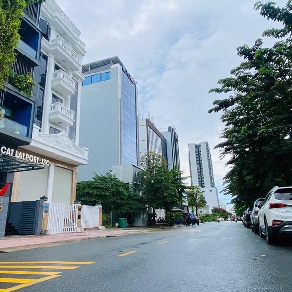 Bán tòa nhà 48 Nguyễn Văn Kỉnh, Phường Thạnh Mỹ Lợi, Quận 2