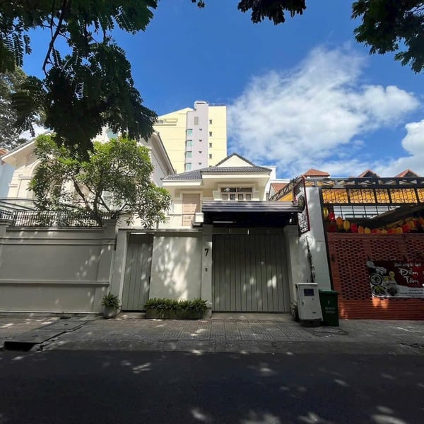 Bán biệt thự 7 Tú Xương, P. Xuân Hoà, Quận 3