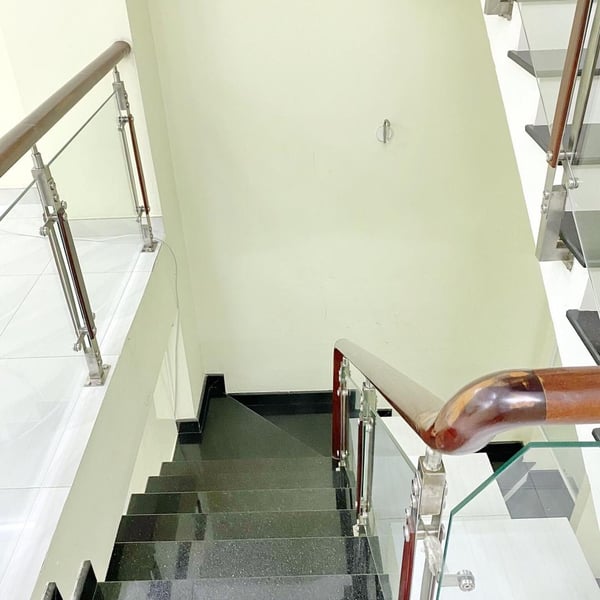 Bán nhà 3T đường 18 , tân phú 4m x 20m 