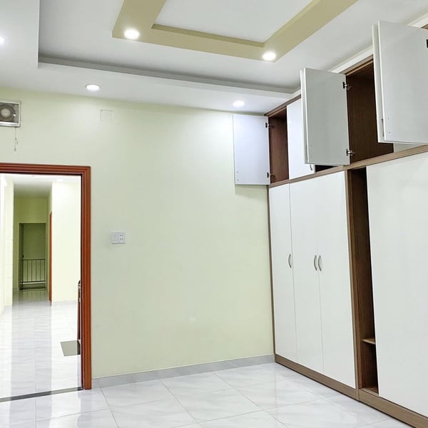 Bán nhà 3T đường 18 , tân phú 4m x 20m 