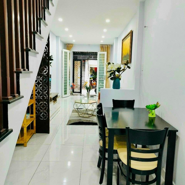 Nhà 2T hẻm xe hơi 1041 trần xuân soạn , 2.7m x 30m