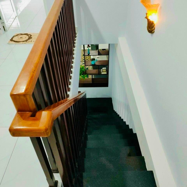 Nhà 2T hẻm xe hơi 1041 trần xuân soạn , 2.7m x 30m