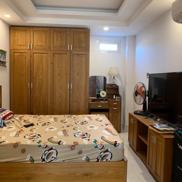 Nhà 4T hẻm Lê Văn Lương , tân quy, 3.11m x13.6m