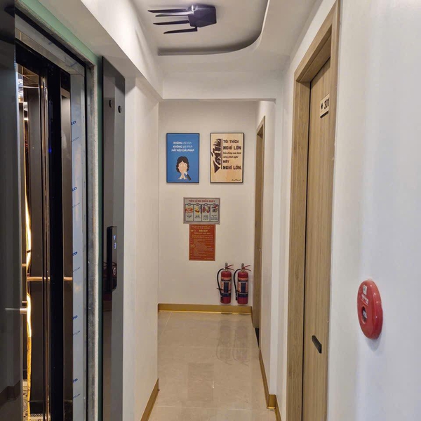 Bán toà nhà căn hộ dịch vụ Quận 1, số 40A Tôn Thất Tùng, P. Bến Thành