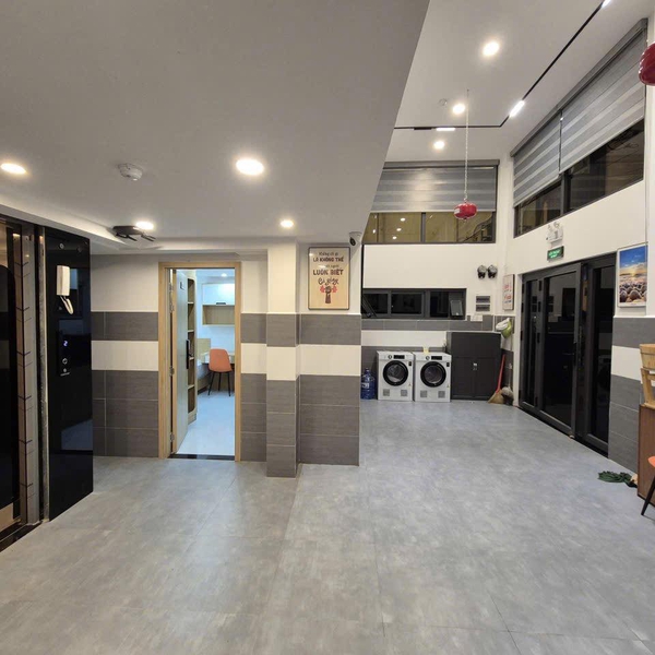 Bán toà nhà căn hộ dịch vụ Quận 1, số 40A Tôn Thất Tùng, P. Bến Thành