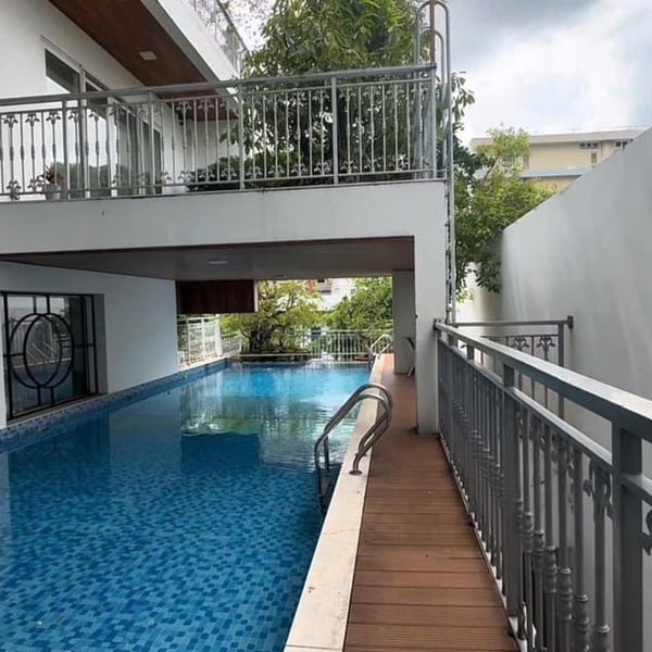 Bán nhà 1073/88 CMT8, P. Tân Sơn Nhất, Quận Tân Bình 