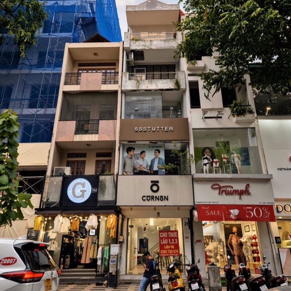 Bán nhà mặt tiền  27 - 29 Nguyễn Trãi, Phường Bến Thành, Quận 1