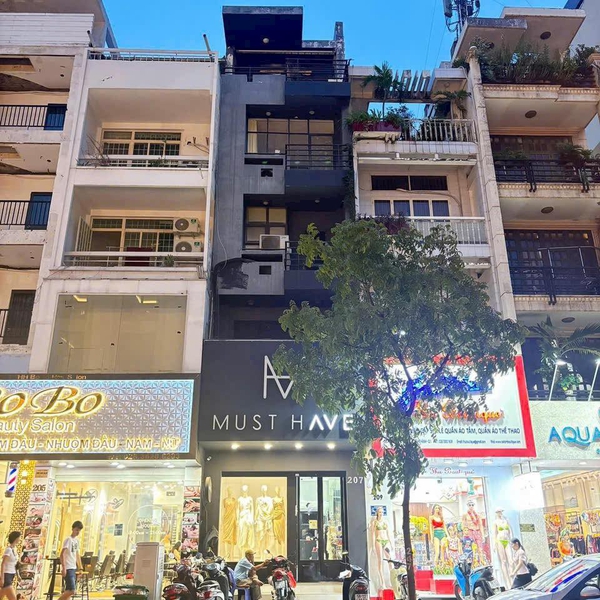 Bán nhà 207 Lý Tự Trọng, Phường Bến Thành, Quận 1