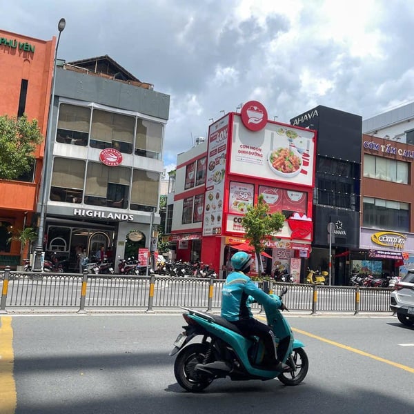 Bán nhà 86 Nguyễn Văn Trỗi, Phường 8, Quận Phú Nhuận