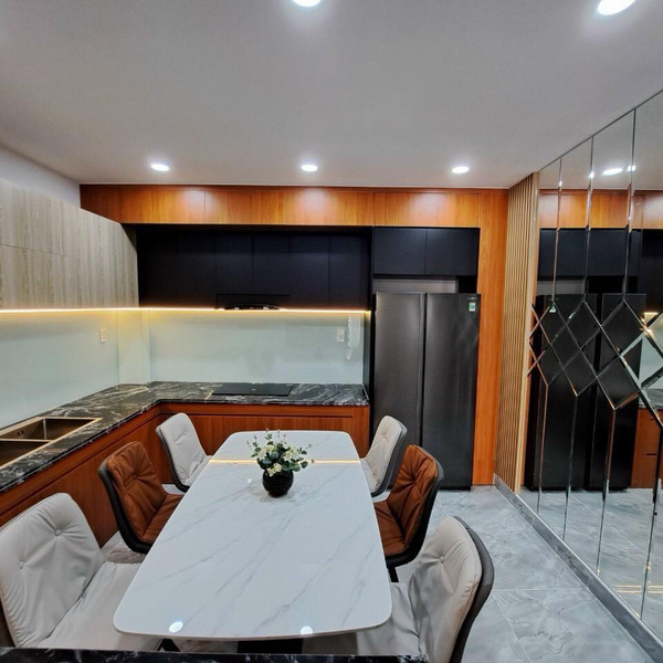 Nhà 5 tầng mặt tiền đường số - gần chợ Tân Mỹ 