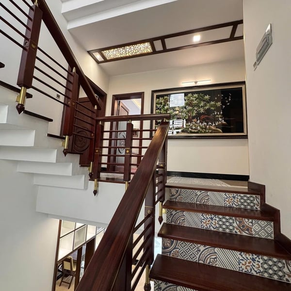 Bán biệt thự Sadeco Ven Sông Tân Phong, số 8 Đường số 17, Phường Tân Hưng, TP.HCM
