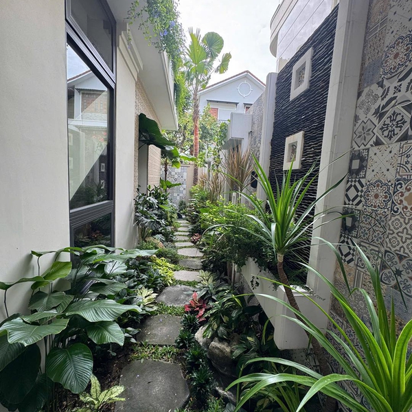 Bán biệt thự Sadeco Ven Sông Tân Phong, số 8 Đường số 17, Phường Tân Hưng, TP.HCM