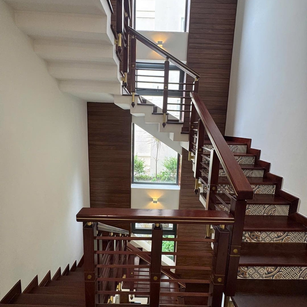 Bán biệt thự Sadeco Ven Sông Tân Phong, số 8 Đường số 17, Phường Tân Hưng, TP.HCM