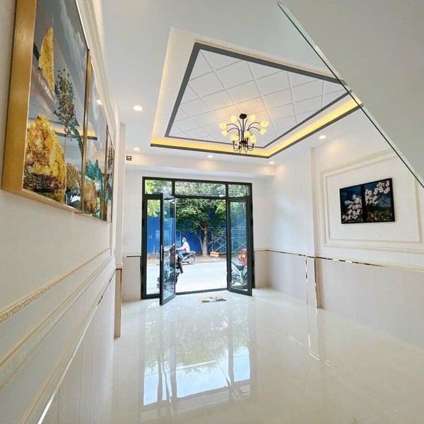 Nhà 2 tầng đường số 9 - chợ Tân Mỹ 4m x 15m