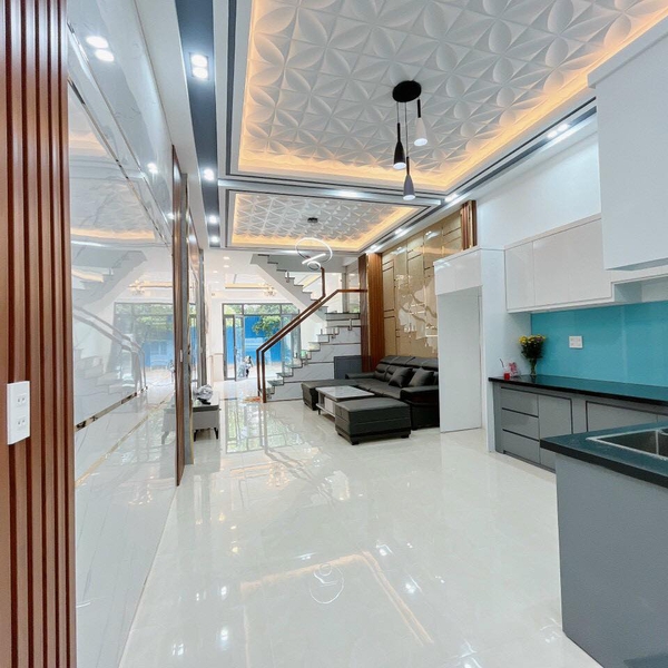 Nhà 2 tầng đường số 9 - chợ Tân Mỹ 4m x 15m