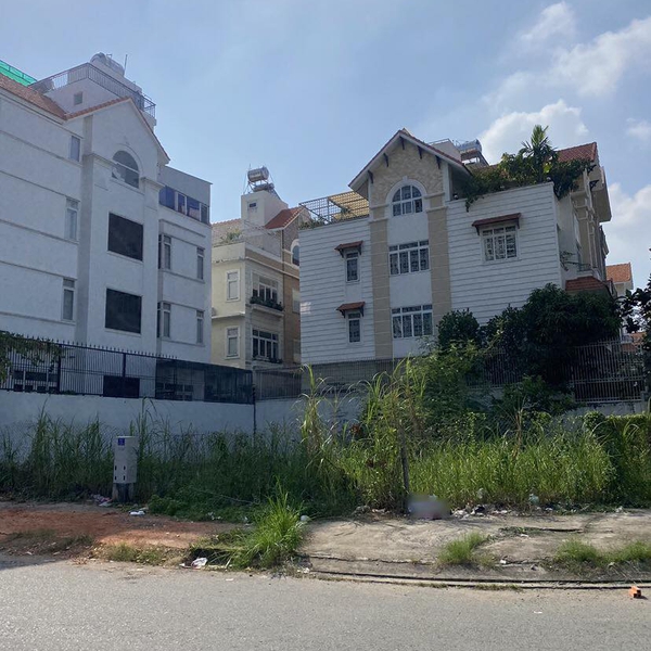 Đất biệt thự lô nhì đường số 6 - Him Lam 10m x 20m