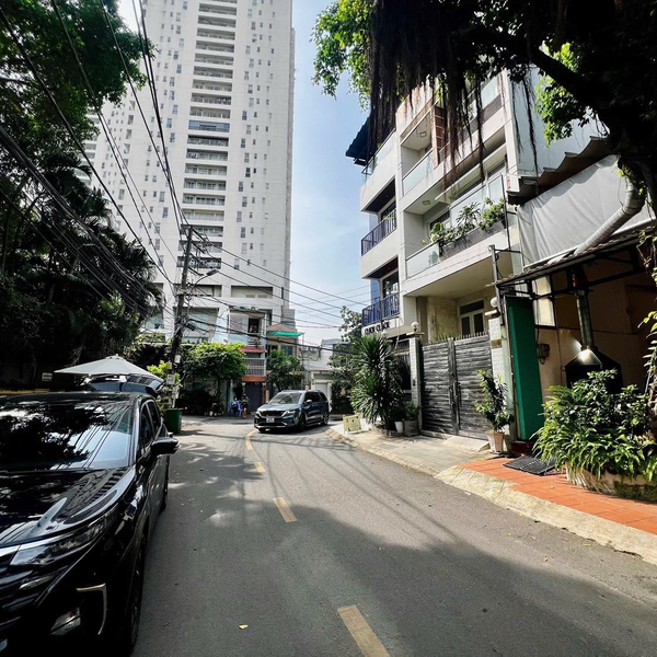 Bán nhà 5 – 7 Đường Số 38, Thảo Điền, Quận 2