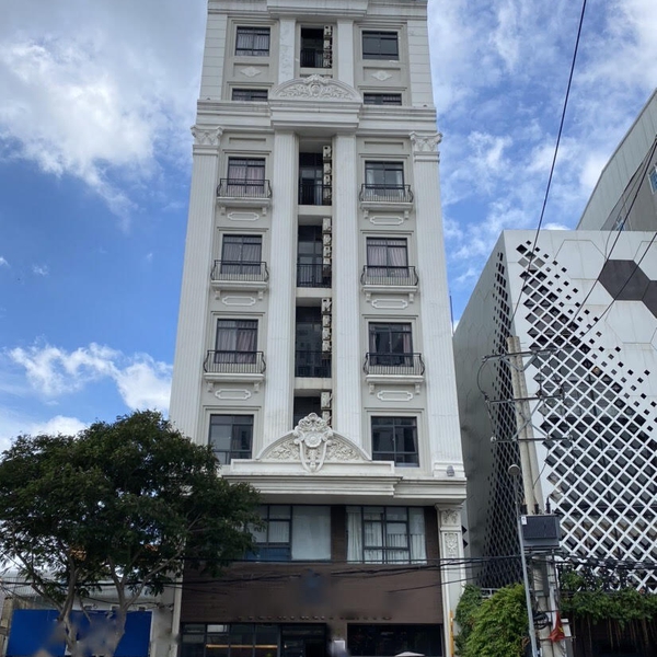 Nhà 10 tầng mặt tiền 21 Nguyễn Thị Thập, dòng tiền khủng 8,8%