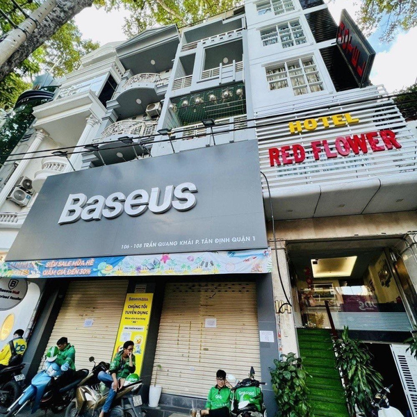 Bán nhà 106-108 Trần Quang Khải, P. Tân Định, Quận 1 chính chủ 