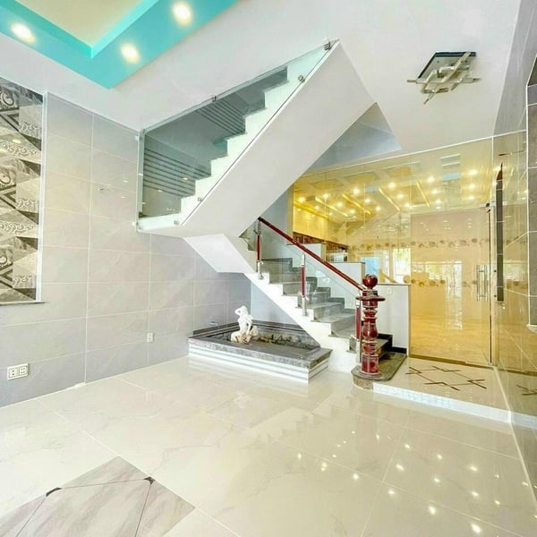 Nhà 4 tầng KDC Kiều Đàm 793 Trần Xuân Soạn 4,5m x 18m