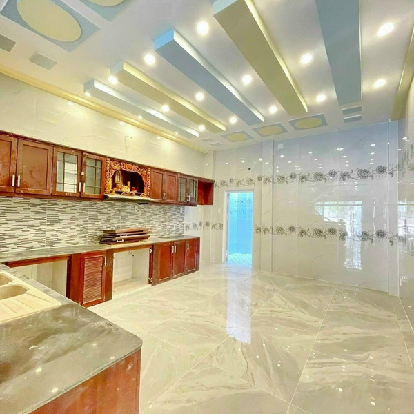 Nhà 4 tầng KDC Kiều Đàm 793 Trần Xuân Soạn 4,5m x 18m