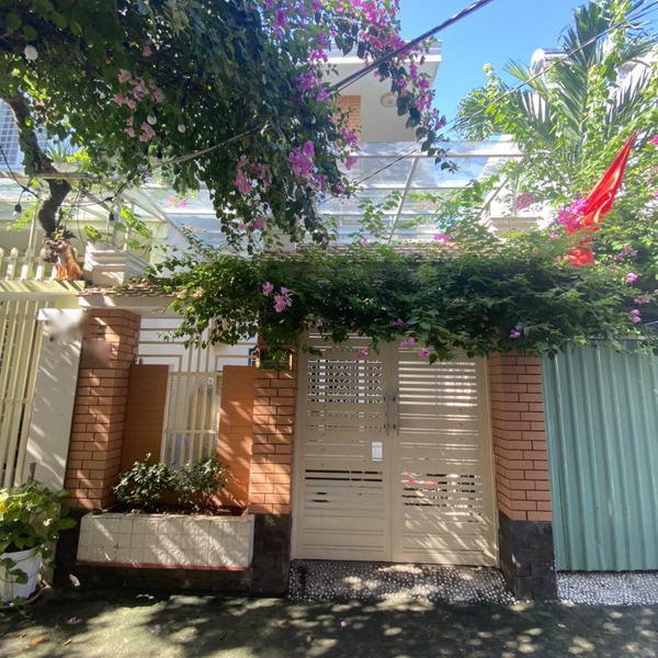 Nhà 2T hẻm 861 trần xuân soạn , 4m x 17m