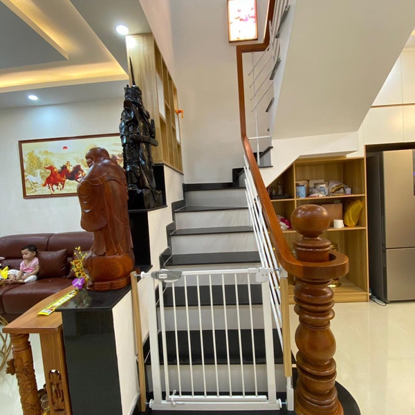 Nhà 2T hẻm 861 trần xuân soạn , 4m x 17m