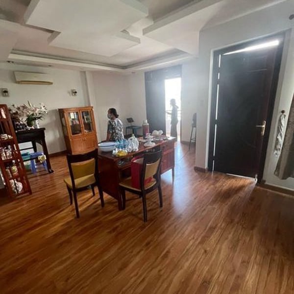 Nhà 4 tầng hẻm xe hơi 803 Huỳnh Tấn Phát 7m x 17m