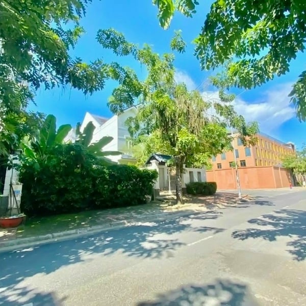 Đất Khu Biệt Thự Nam Long 8m x 24m