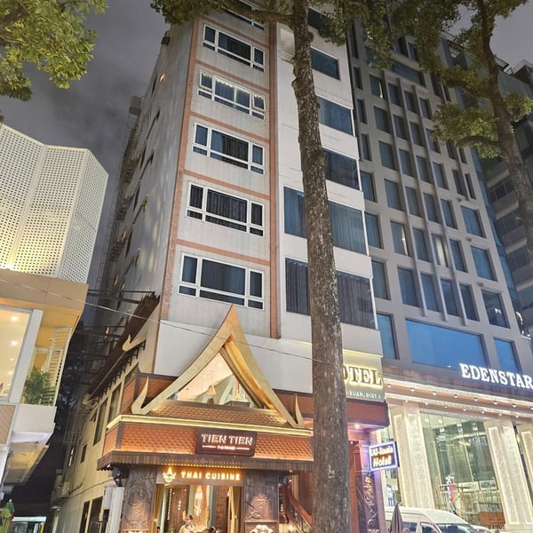 Bán khách sạn 40 - 42 Bùi Thị Xuân, P. Bến Thành, Quận 1