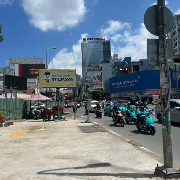 Bán nhà 123 CMT8, Phường Bến Thành, Quận 1