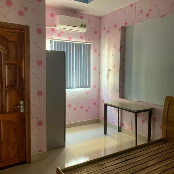 Nhà 2T hẻm 803 Huỳnh Tấn Phát ,  4m x 17m 