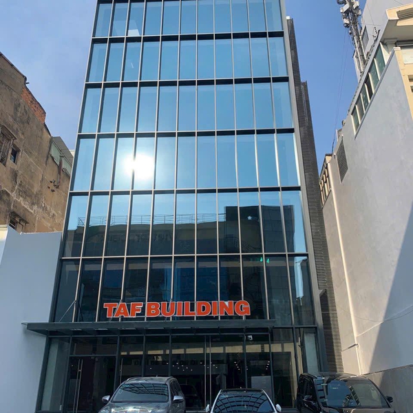 Bán tòa nhà 20 - 22 - 24 Huỳnh Mẫn Đạt, P1, Quận 5