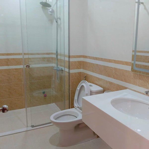 Nhà 5 tầng đường D1 KDC Phú Mỹ  Quận 7 có thang máy