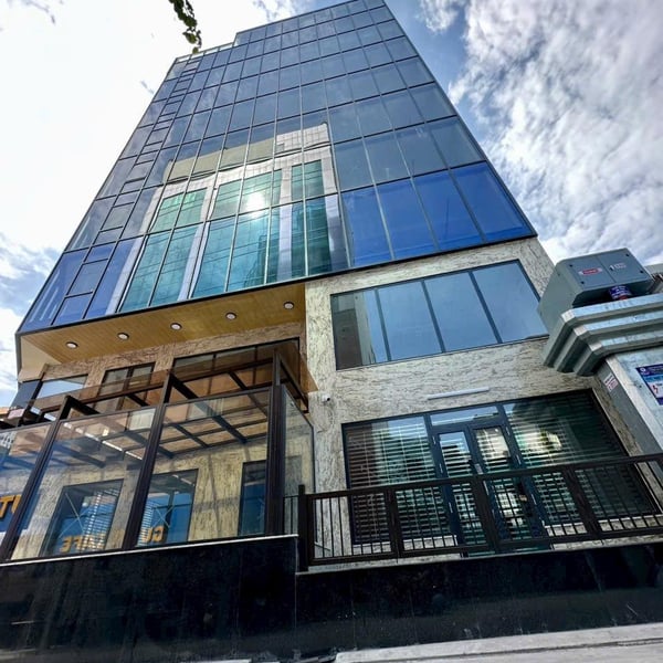 Bán tòa nhà 84 Huỳnh Văn Bánh, P. Cầu Kiệu, Quận Phú Nhuận 