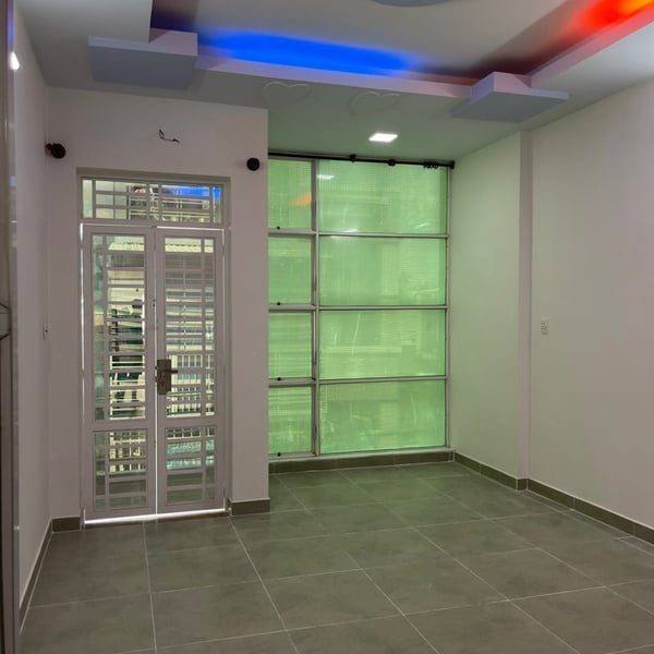 Nhà 3 tầng hẻm 1113 Huỳnh Tấn Phát Phú Thuận 4m x 18,54m