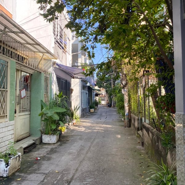 Nhà Hẻm Hoàng Trọng Mậu 4m x 13,85m 