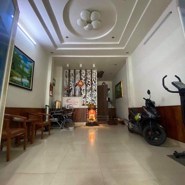 Nhà 4 tầng hẻm xe hơi Kiều Đàm 793 Trần Xuân Soạn, 5.3m x 22m