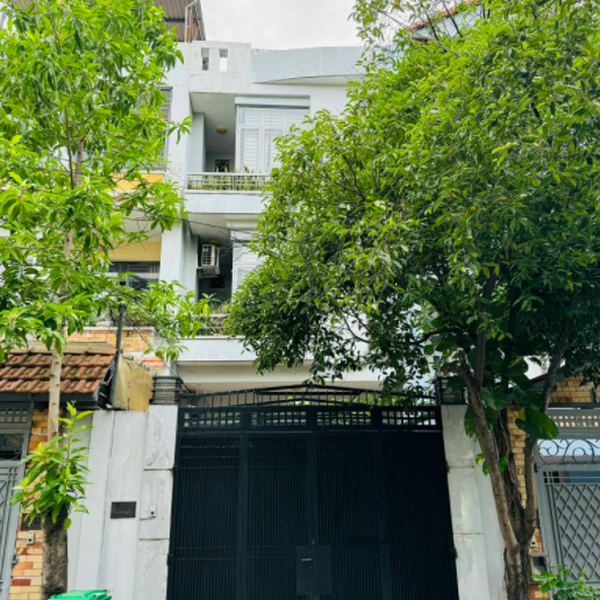 Bán nhà 215D23 Nguyễn Văn Hưởng, Phường Thảo Điền, Quận 2