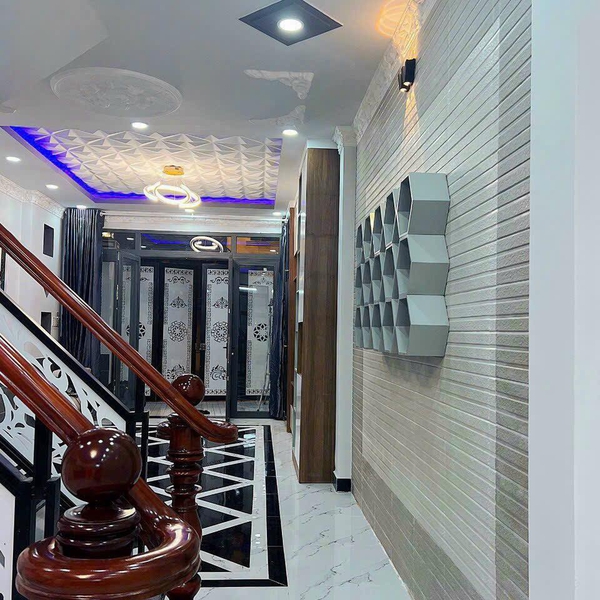 Nhà 3 tầng hẻm xe hơi 502 Huỳnh Tấn Phát, Phường Bình Thuận 