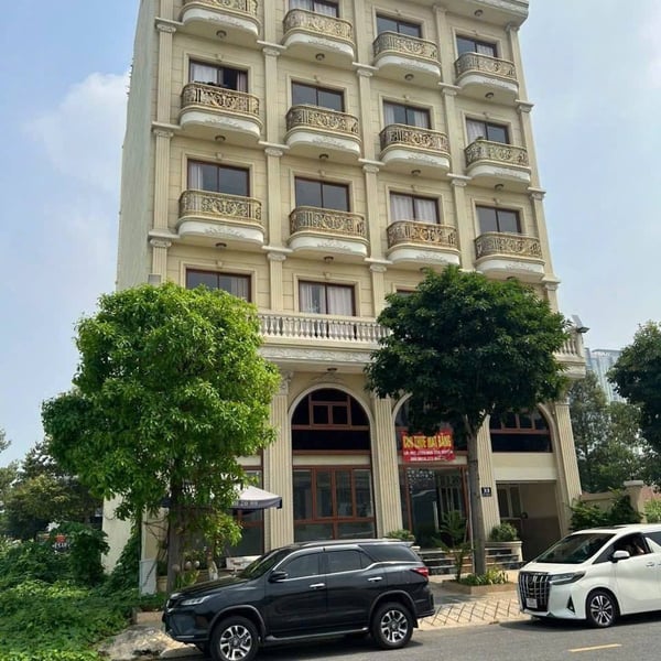 Bán toà nhà 33 Phan Bá Vành, P. Thạnh Mỹ Lợi, Quận 2