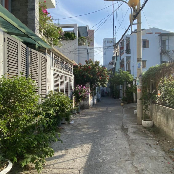 Nhà 4T hẻm huỳnh Tấn Phát, tân thuận tây, 4.84m x12m nở hậu 7.73m