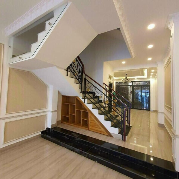 Nhà 4 tầng mặt tiền đường 43 Tân Quy, 4m x18m