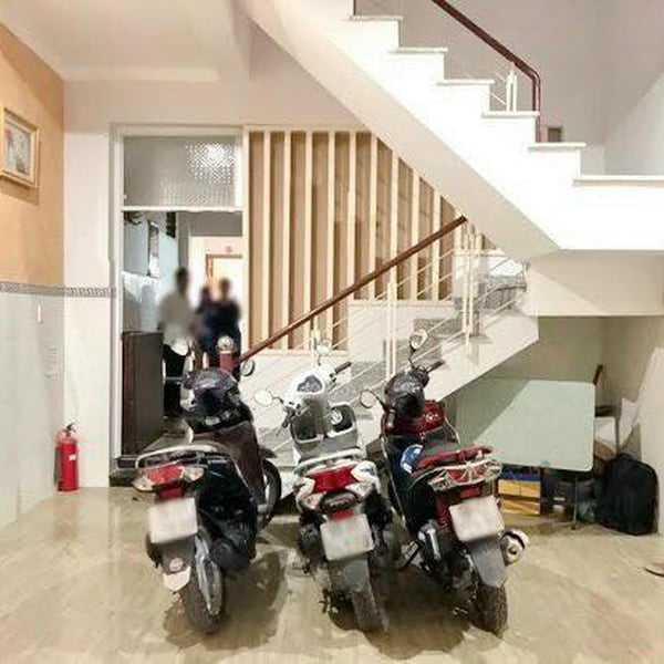 Kèo Thơm! Nhà 4T hẻm Huỳnh Tấn Phát  4,5m x 17m có dòng tiền tốt