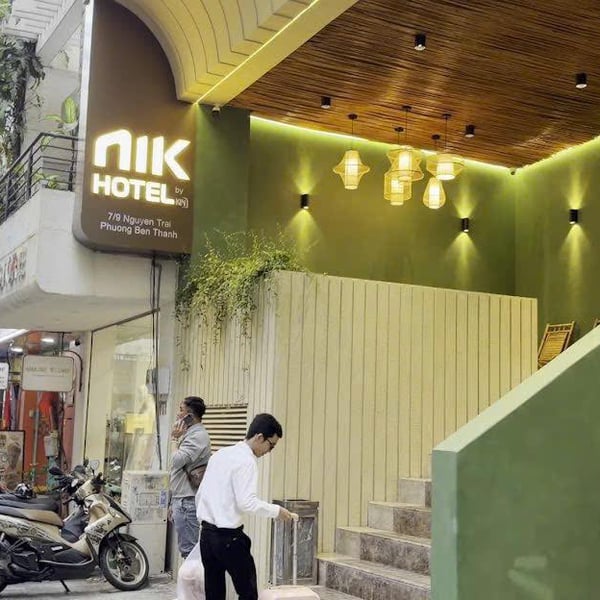 Bán khách sạn 7/9 - 10 Nguyễn Trãi, P. Bến Thành, Quận 1