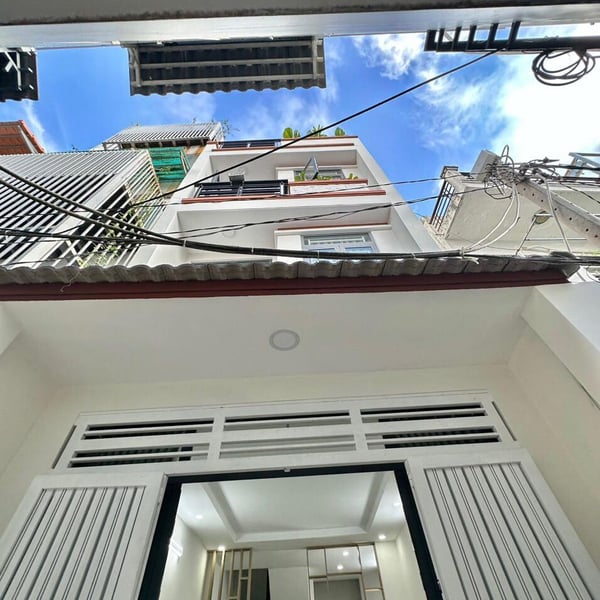Nhà 4 tầng hẻm 271 Lê Văn Lương, Tân Quy Quận 7